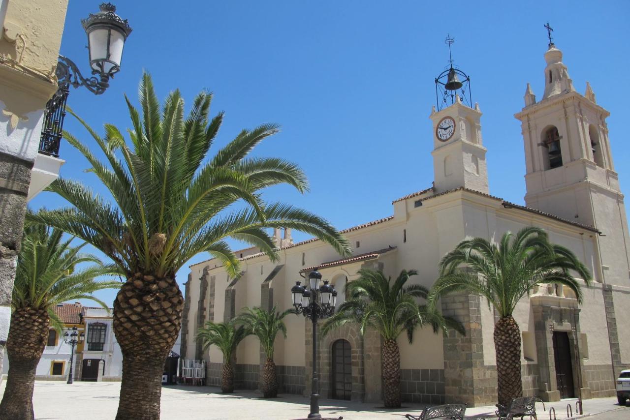 La * Medina de las Torres
